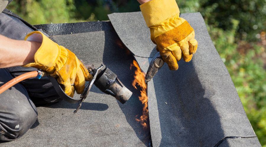 Professional residential roofers in Rose City, MI